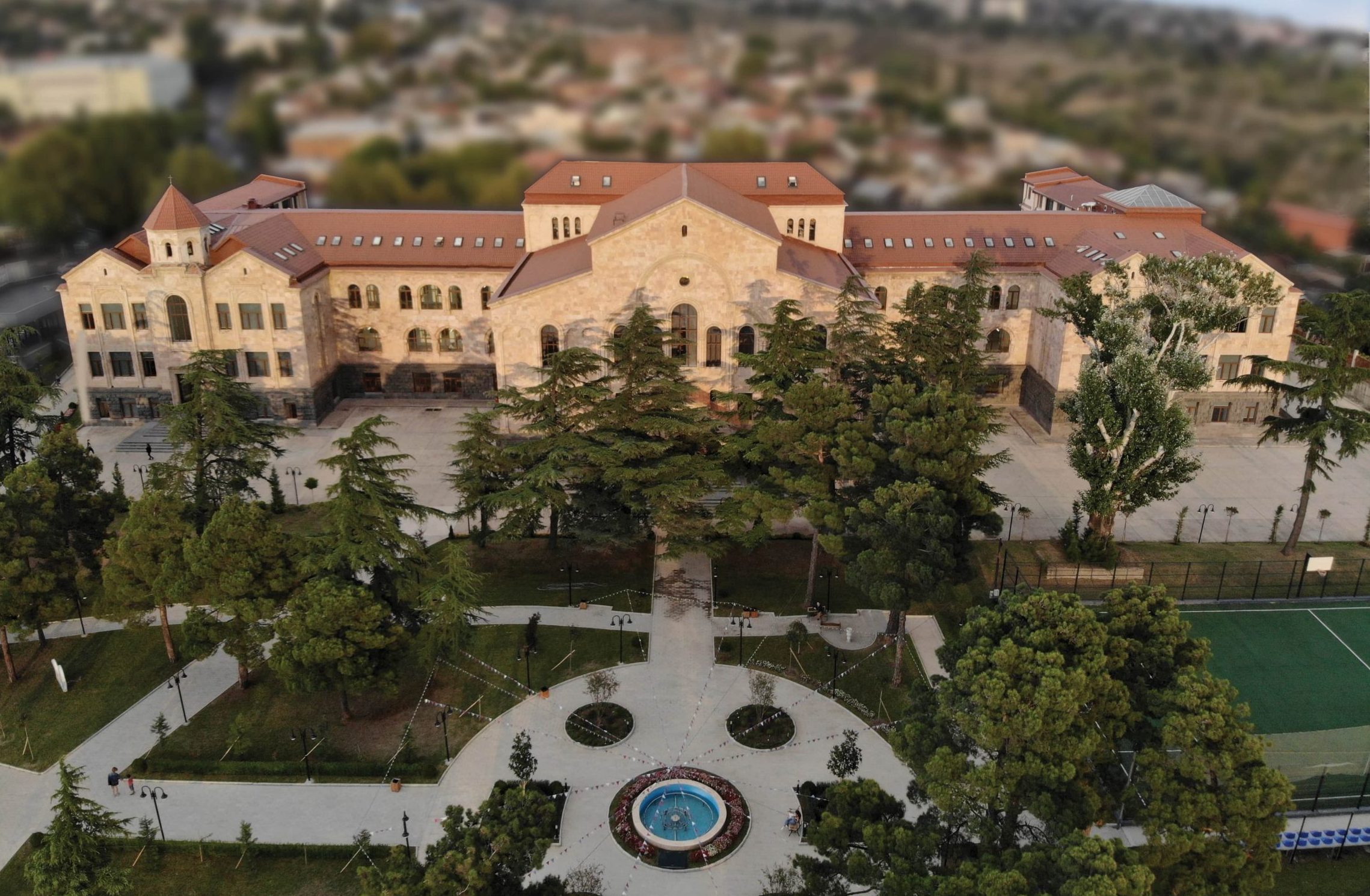 Caucasus%20University